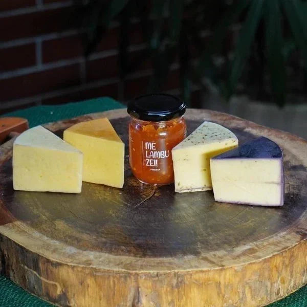 4 Queijos de Alagoa 150g cada + GRÁTIS Geleia de Pimenta